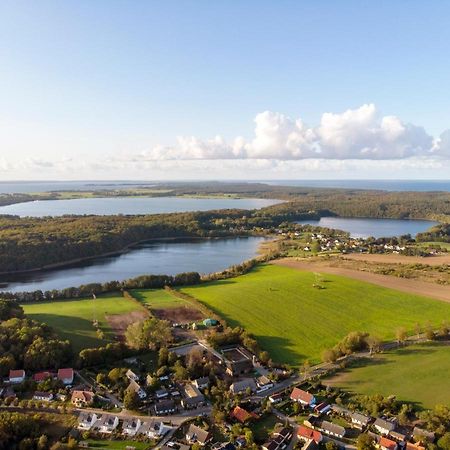 Ferienwohnungen Am Reiterhof Sallenthin Neu Sallenthin ภายนอก รูปภาพ